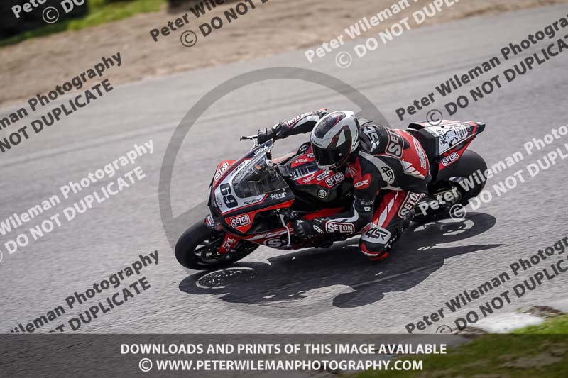 enduro digital images;event digital images;eventdigitalimages;lydden hill;lydden no limits trackday;lydden photographs;lydden trackday photographs;no limits trackdays;peter wileman photography;racing digital images;trackday digital images;trackday photos